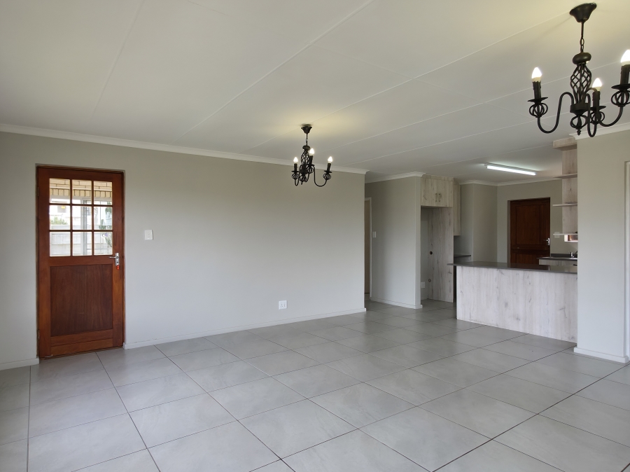2 Bedroom Property for Sale in Wavecrest Eastern Cape